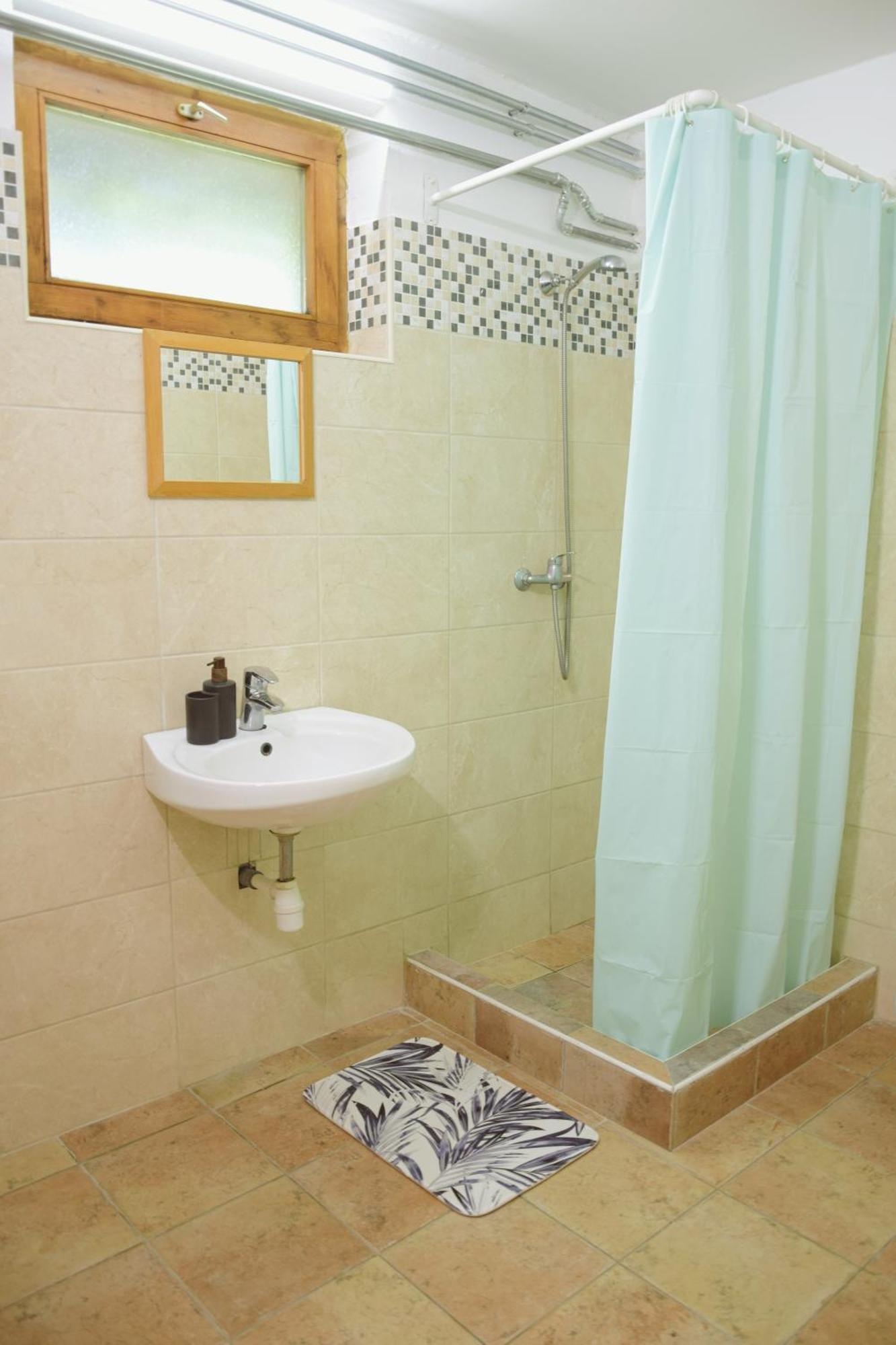 Anna Apartman Appartement Maroslele Buitenkant foto