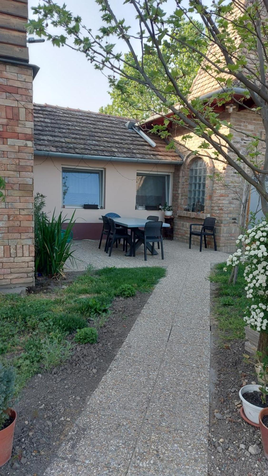 Anna Apartman Appartement Maroslele Buitenkant foto